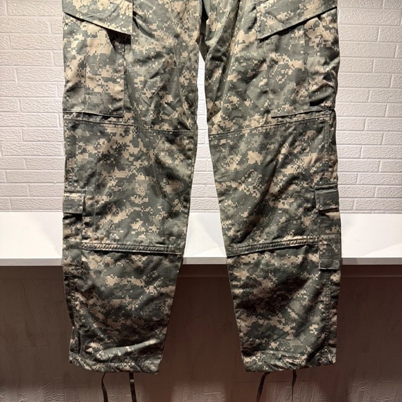 Army Combat Uniform ACU Digital Camo Cargo Military Tactical Trousers Pants NWT - Picture 2 of 9